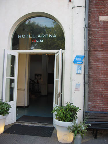 hotel_arena